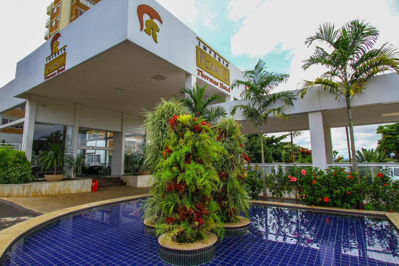 Imperio Com Um 1dia No Acqua Park, Splash E Slide * Caldas Novas