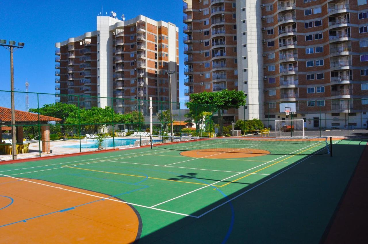 Imperio Com Um 1dia No Acqua Park, Splash E Slide *